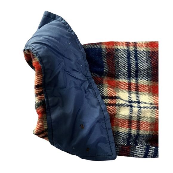 Woodland Men Size Med- 15-15.5 Virgin Acrylic Flannel Shirt Red Blue White Plaid - Picture 9 of 9